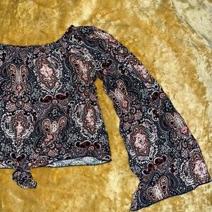 CLEAROUT🔥 Windsor Flowy Cropped Top 🤎